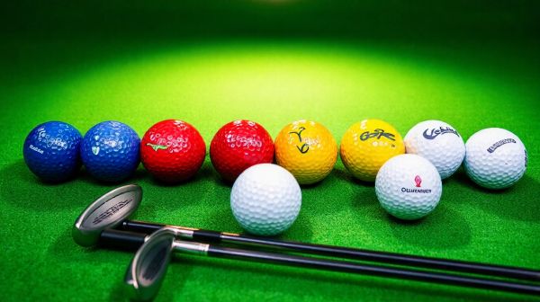 Top 10 balles de golf des marques renommées en 2023